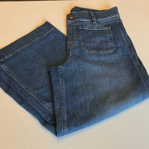 SPANX Front pocket Cropped Jeans - Picture 2 of 6